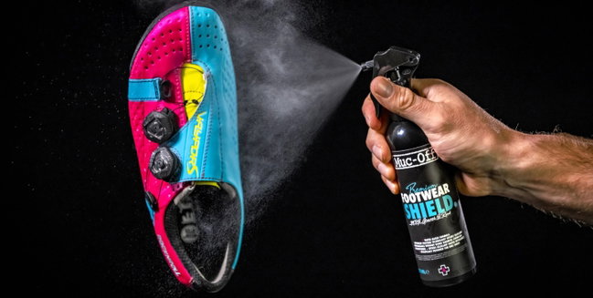 Muc-Off - Kit pentru curatare incaltaminte ciclism Premium Bike Shoe Care Kit