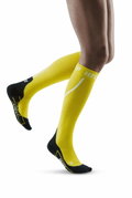 CEP - Sosete de compresie pentru femei alergare iarna Winter Run Socks - galben negru