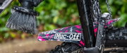 Muc-Off - Aparatoare fata roata Bicicleta Front Ride Guard Bolt - negru roz alb trasnet