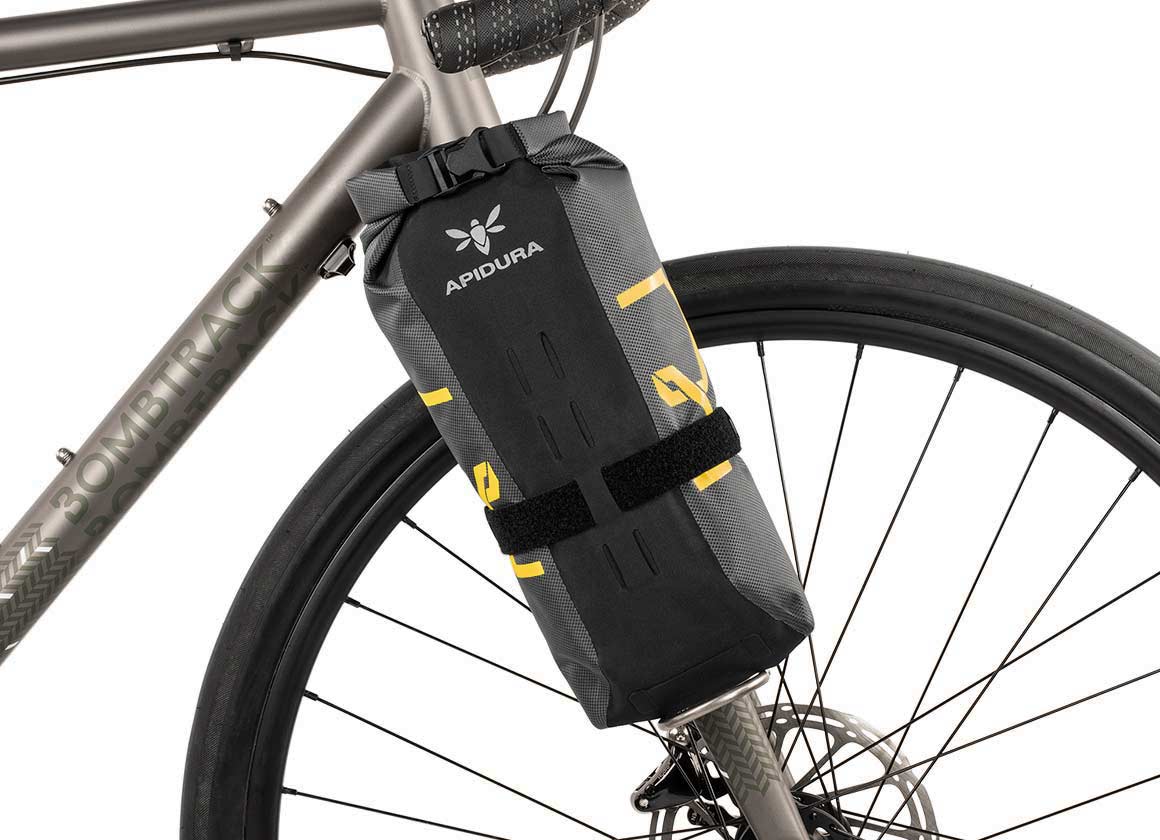 Bicycle Bags & Panniers Apidura - geanta bicicleta Expedition Fork Pack 4.5L litri, fara suport prindere - gri negru