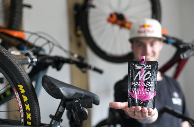 Muc-Off - solutie antipana - Tubeless Sealant No Puncture - 140 ml