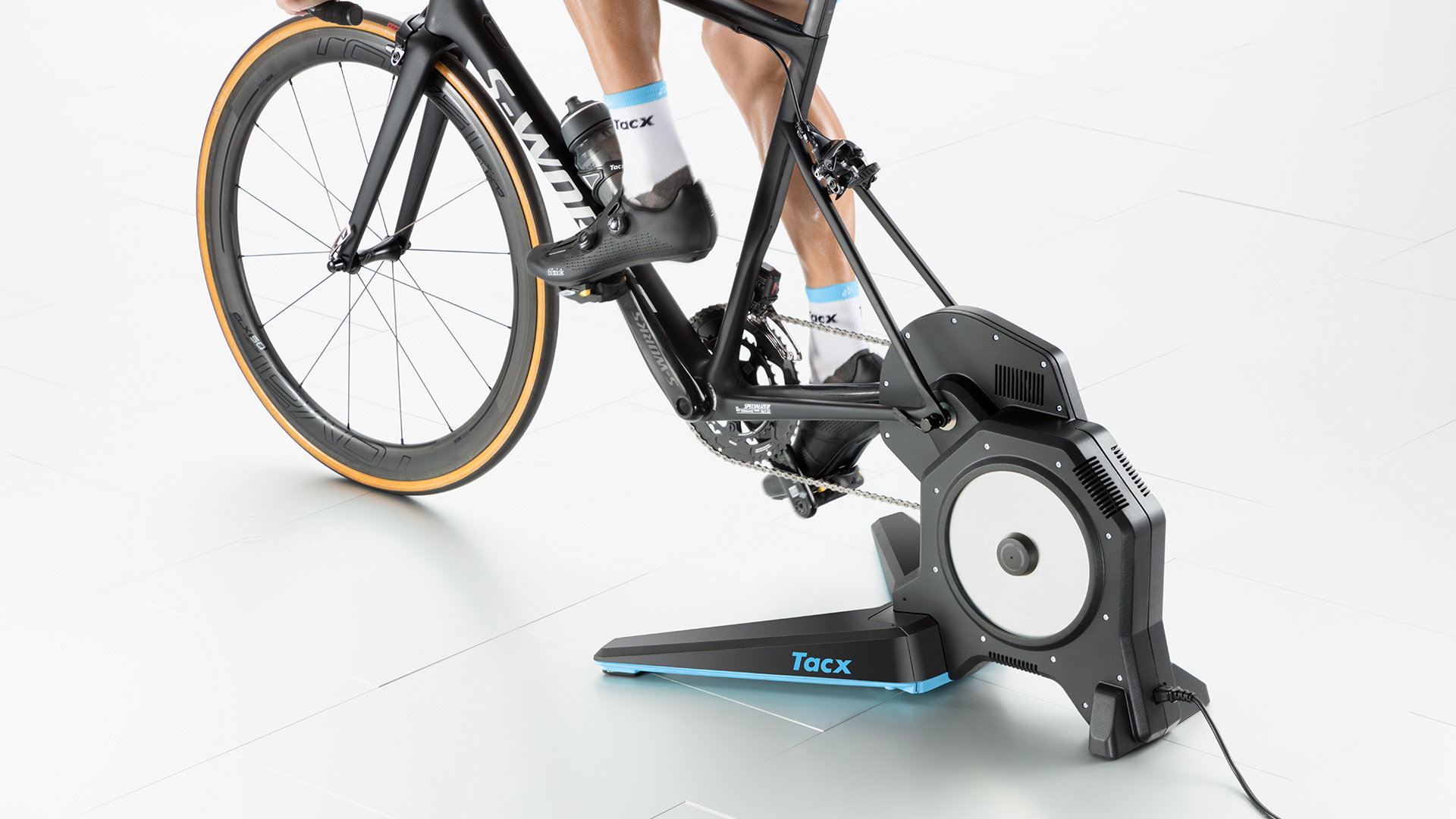 Garmin Tacx Flux 2 Smart - Home Trainer Direct-Drive Premium