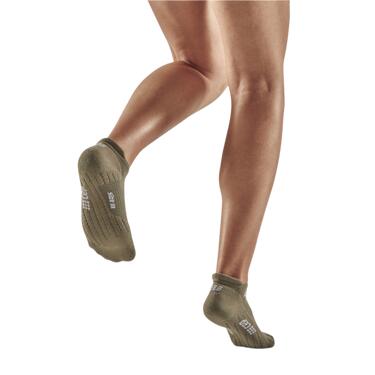 CEP - sosete compresie sub glezna - the run socks no show v4 - olive