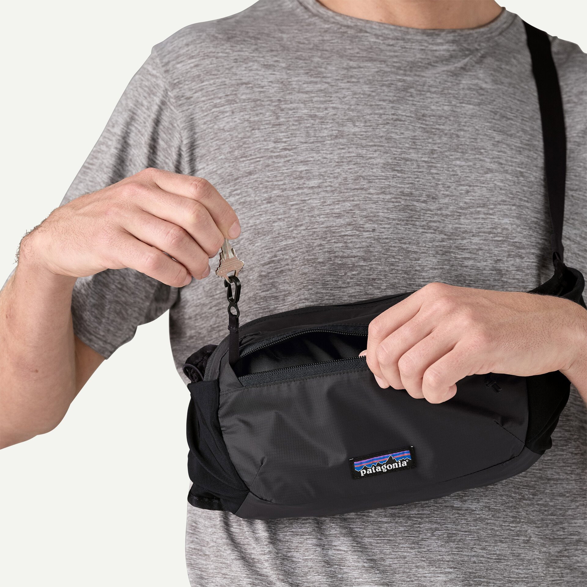 Patagonia - borseta - Terravia Hip Pack - Negru - trisport.ro
