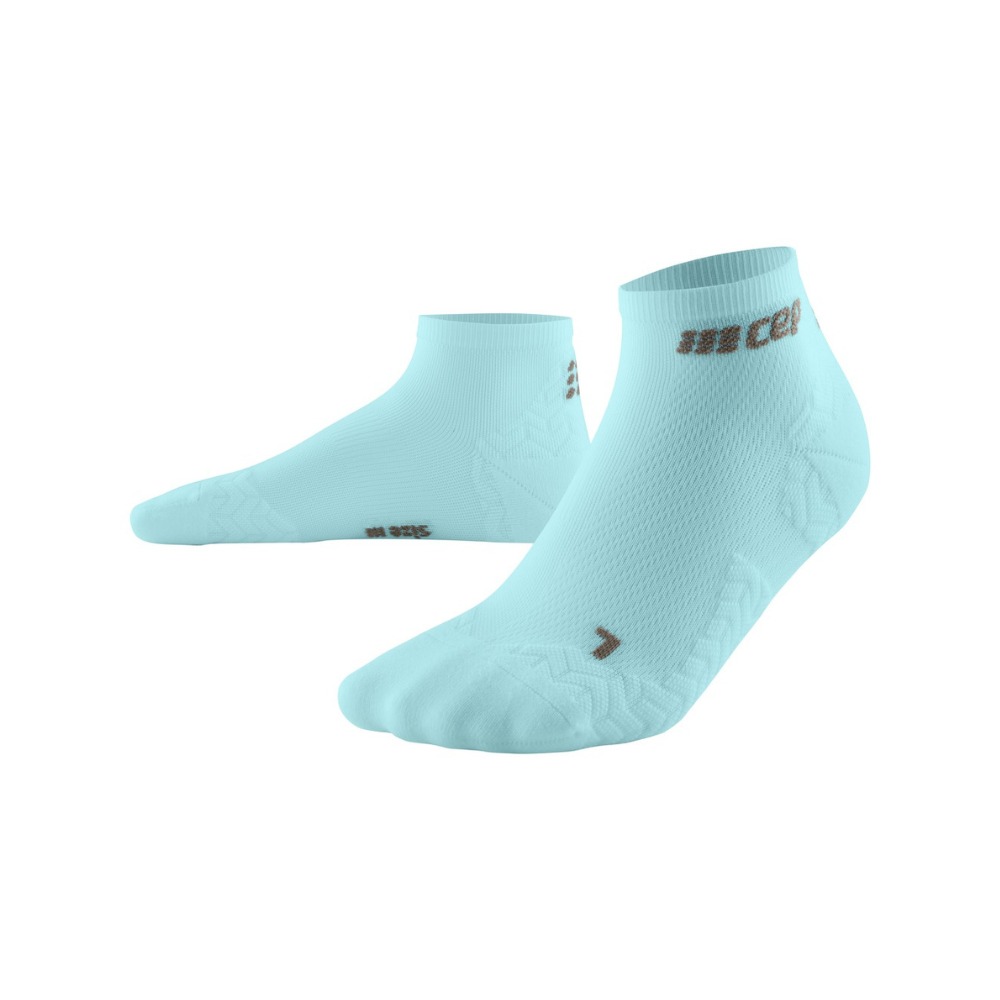 Sporting Goods CEP - sosete compresie peste glezna - ultralight socks low cut v3 - lightblue