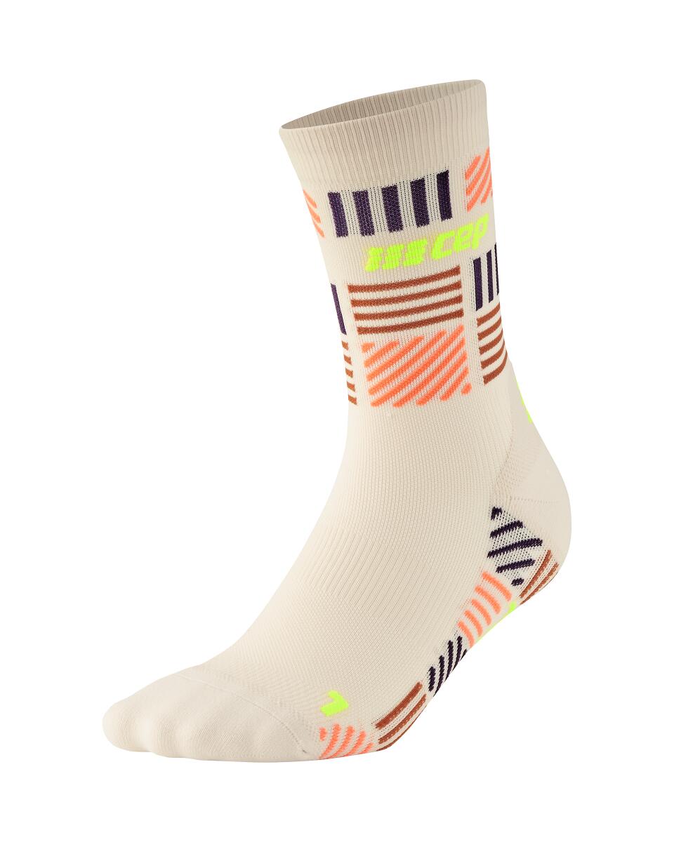 Sporting Goods CEP - sosete compresie medii - the run limited 2024.2 socks mid cut W - cream | neon yellow