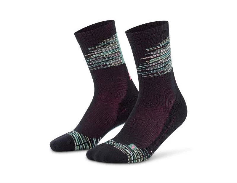 Sporting Goods CEP - sosete compresie medii - paris vibes 80`s socks mid cut W - black | green mix