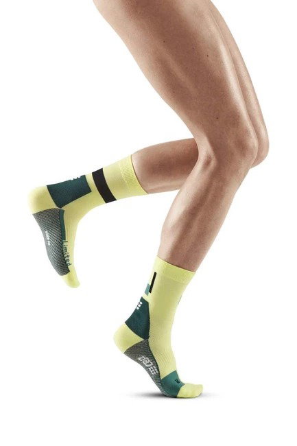 Sporting Goods CEP - sosete compresie medii - the run limited 2024.1 socks mid cut W - lime