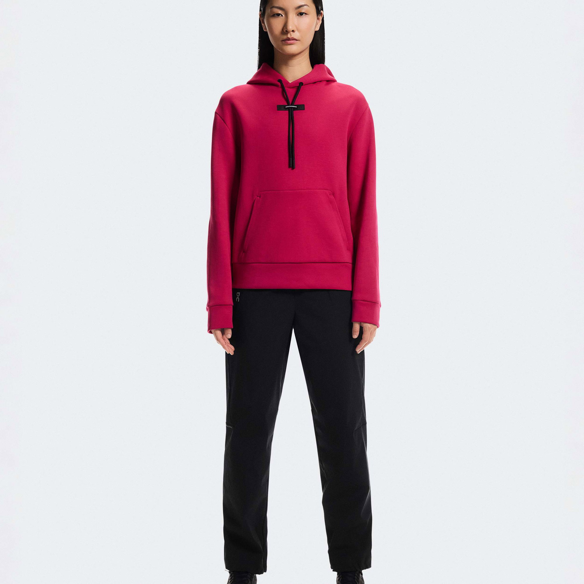 On On - hanorac - Focus Tech Hoodie W - Grenadine