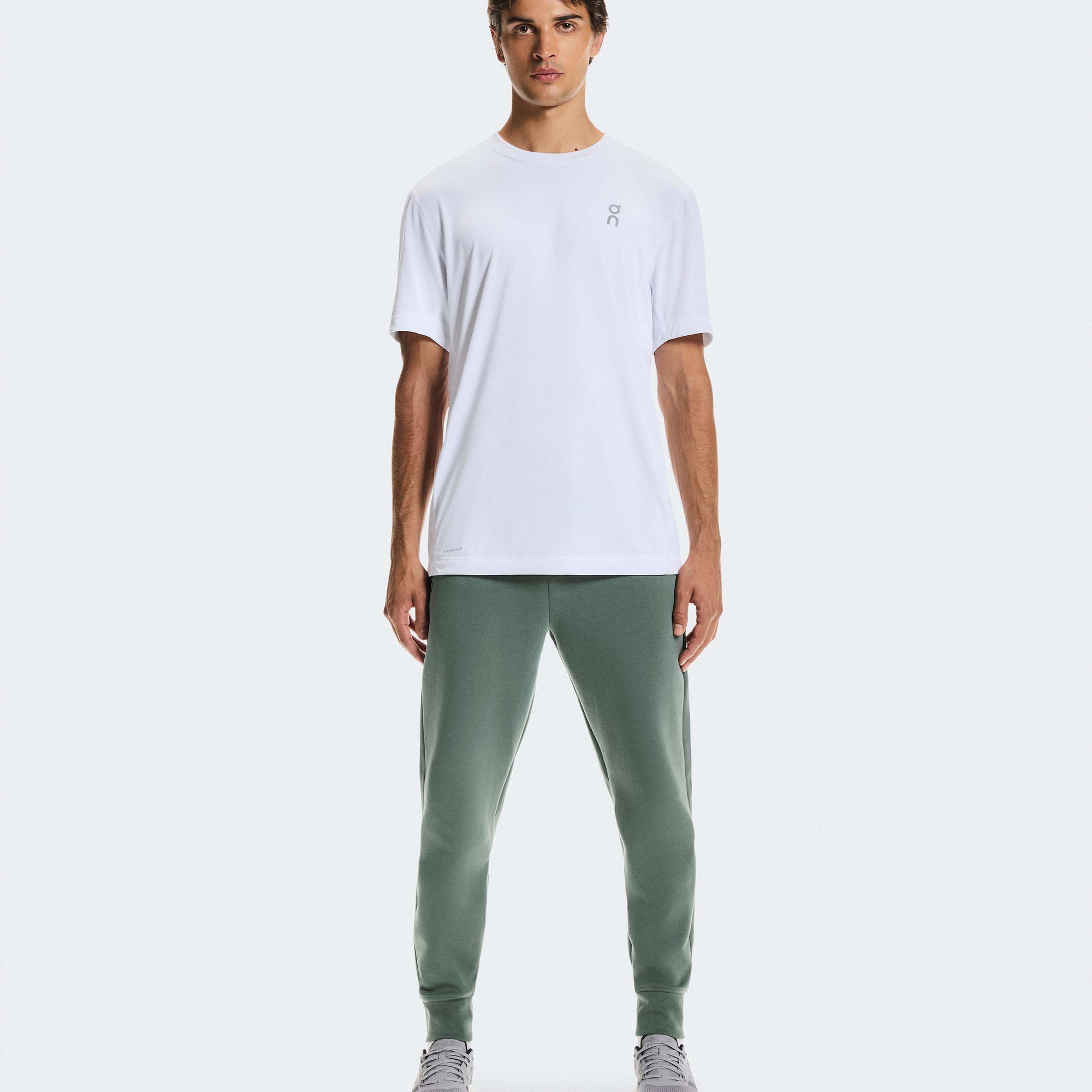 On On - pantaloni lungi - Focus Tech Sweatpants - Olive