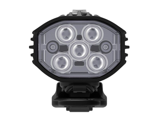 Lezyne - Lumina fata far - Fusion Drive PRo 600+- 600 lumeni - USB - negru