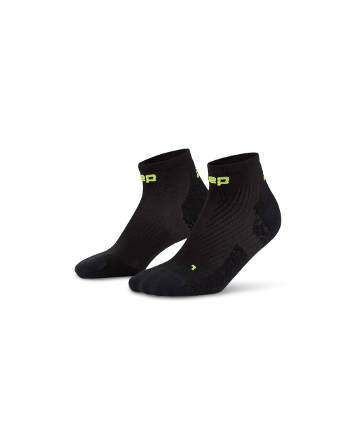 Șosete compresie scurte CEP Run Ultralight 4.0 - negru | tehnologie germană