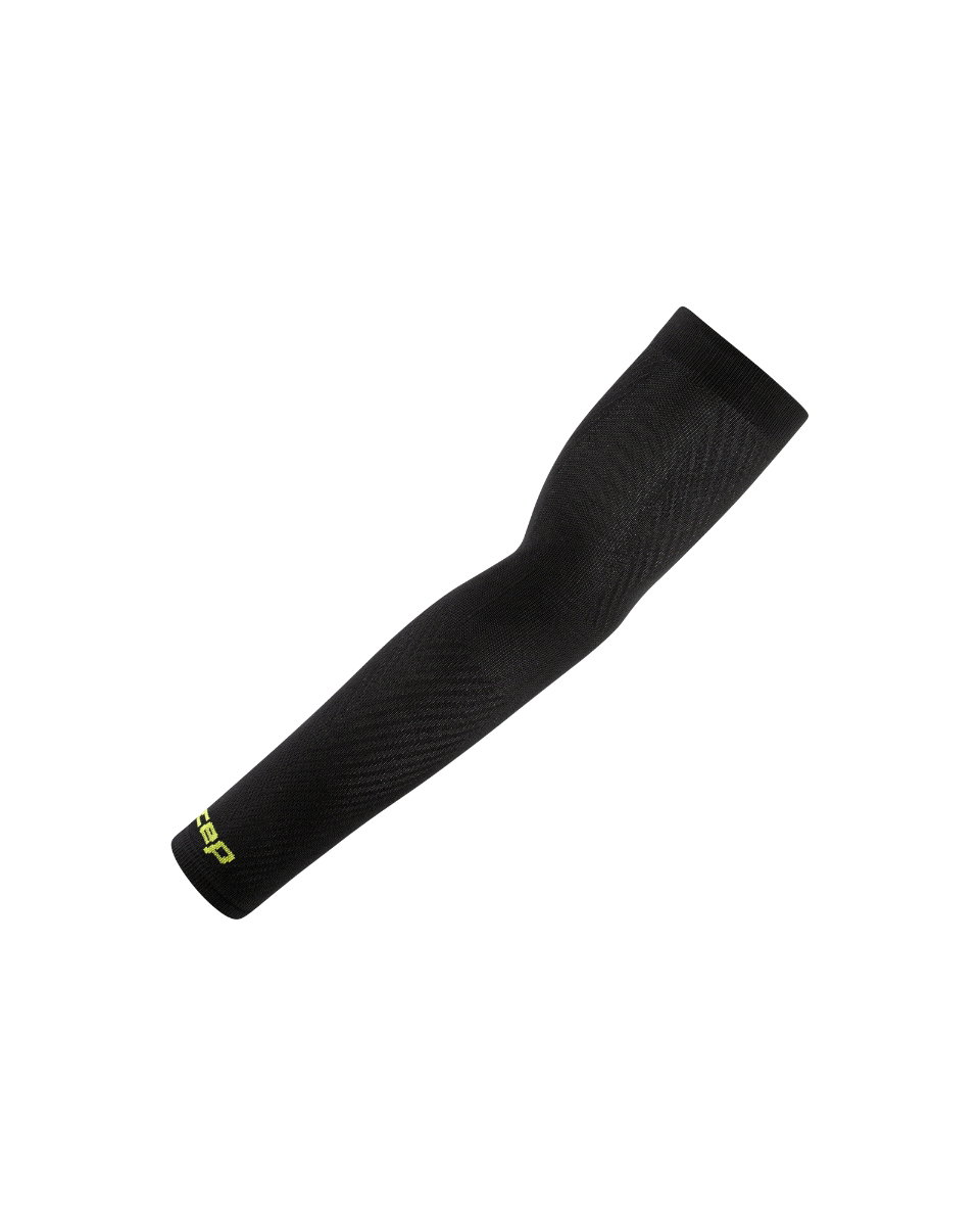 Sporting Goods Mâneci compresie braț CEP Run Ultralight - negru | protecție UV