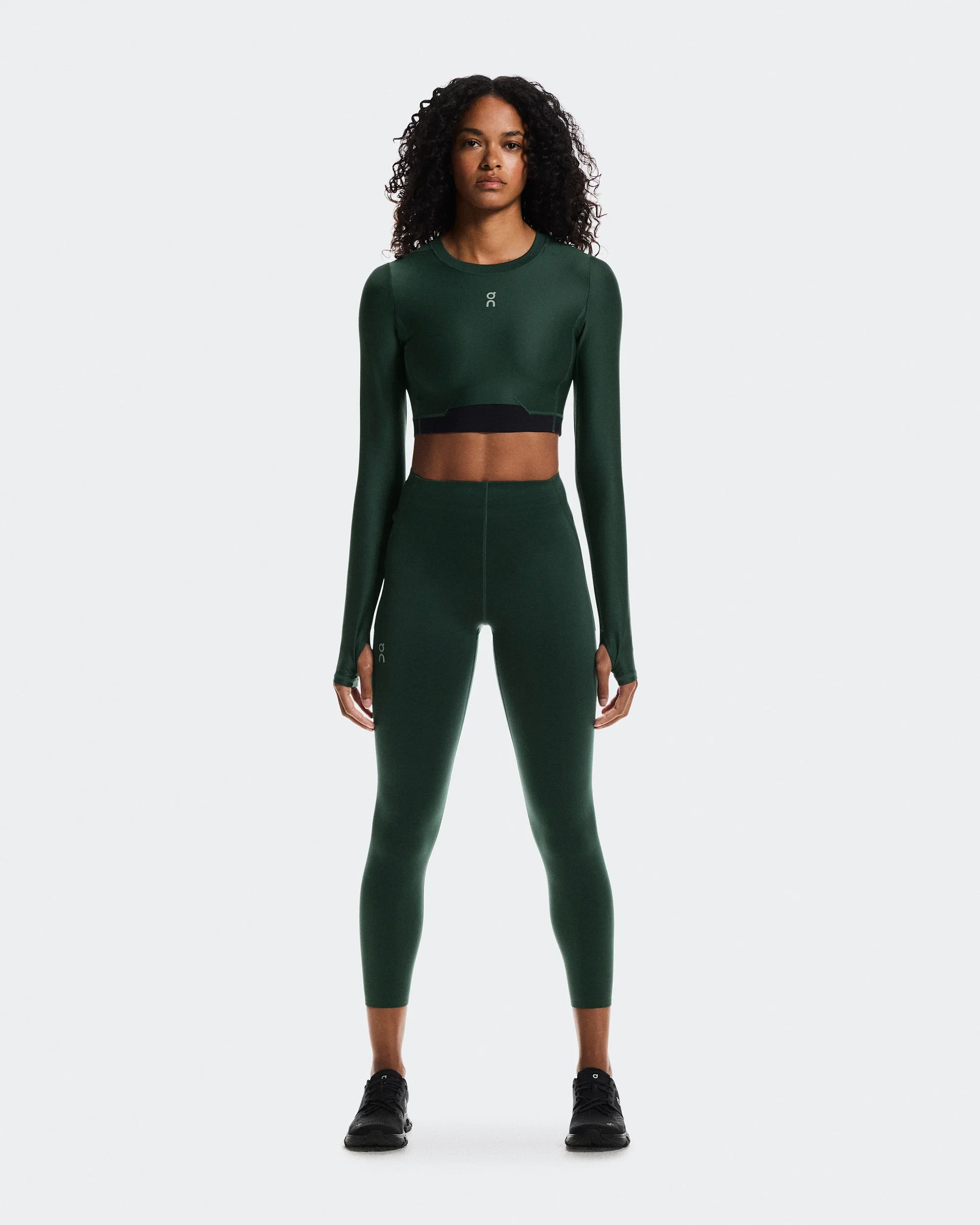 On Bluză crop On Train Long Sleeve Crop W | antrenament - Obsidian