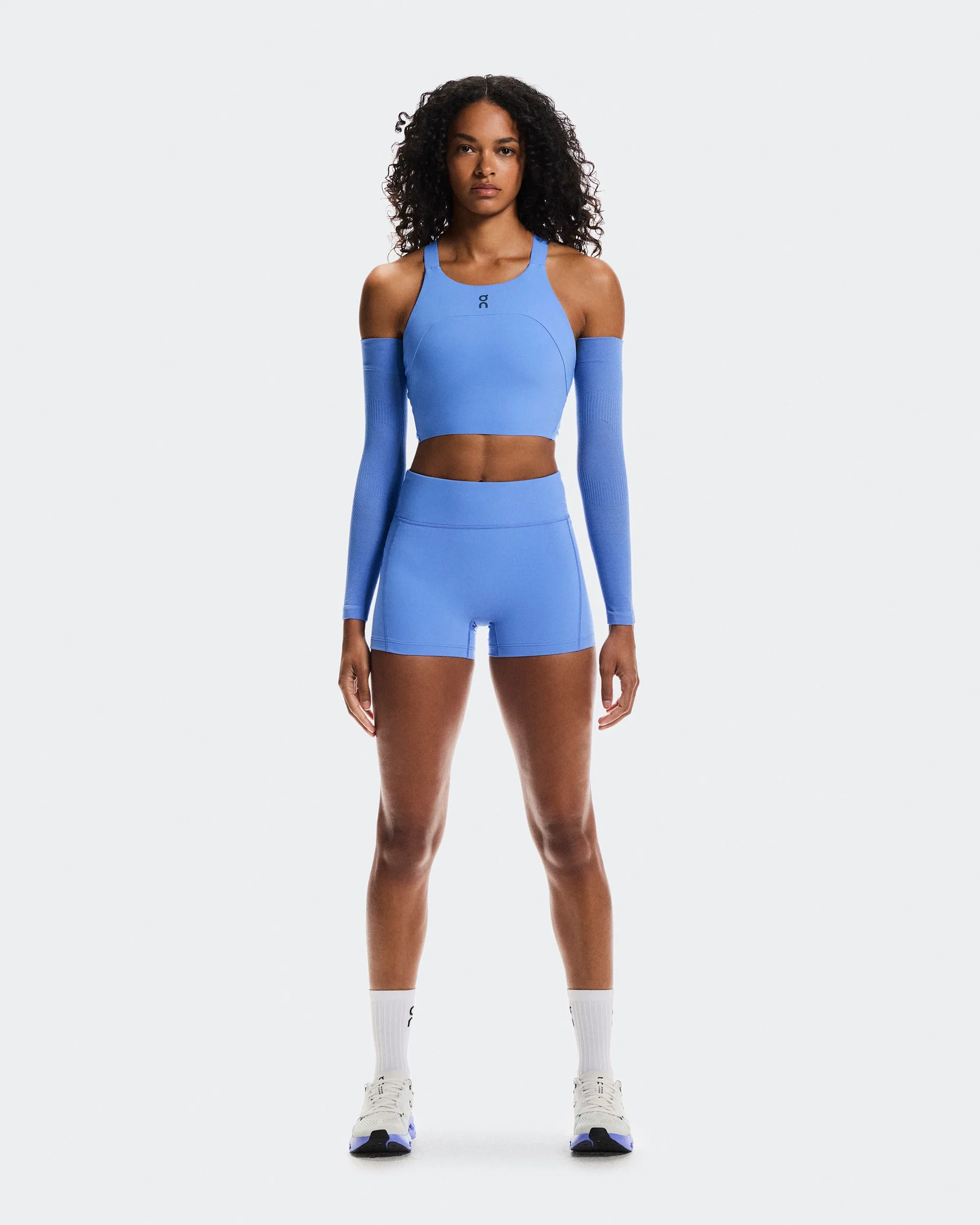 On Colanți scurți On 3" Performance Tights W - albastru Sailor | alergare