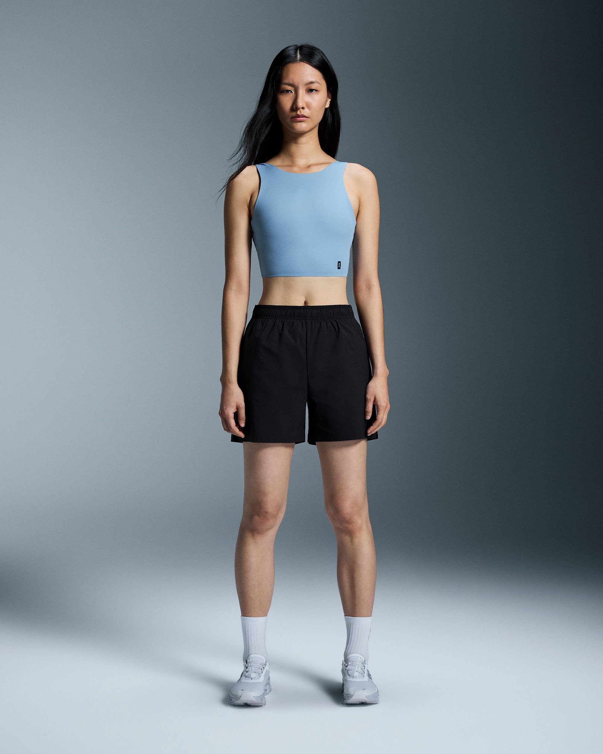 On Pantaloni scurți On 5" Core Shorts W - negru | ușori pentru alergare