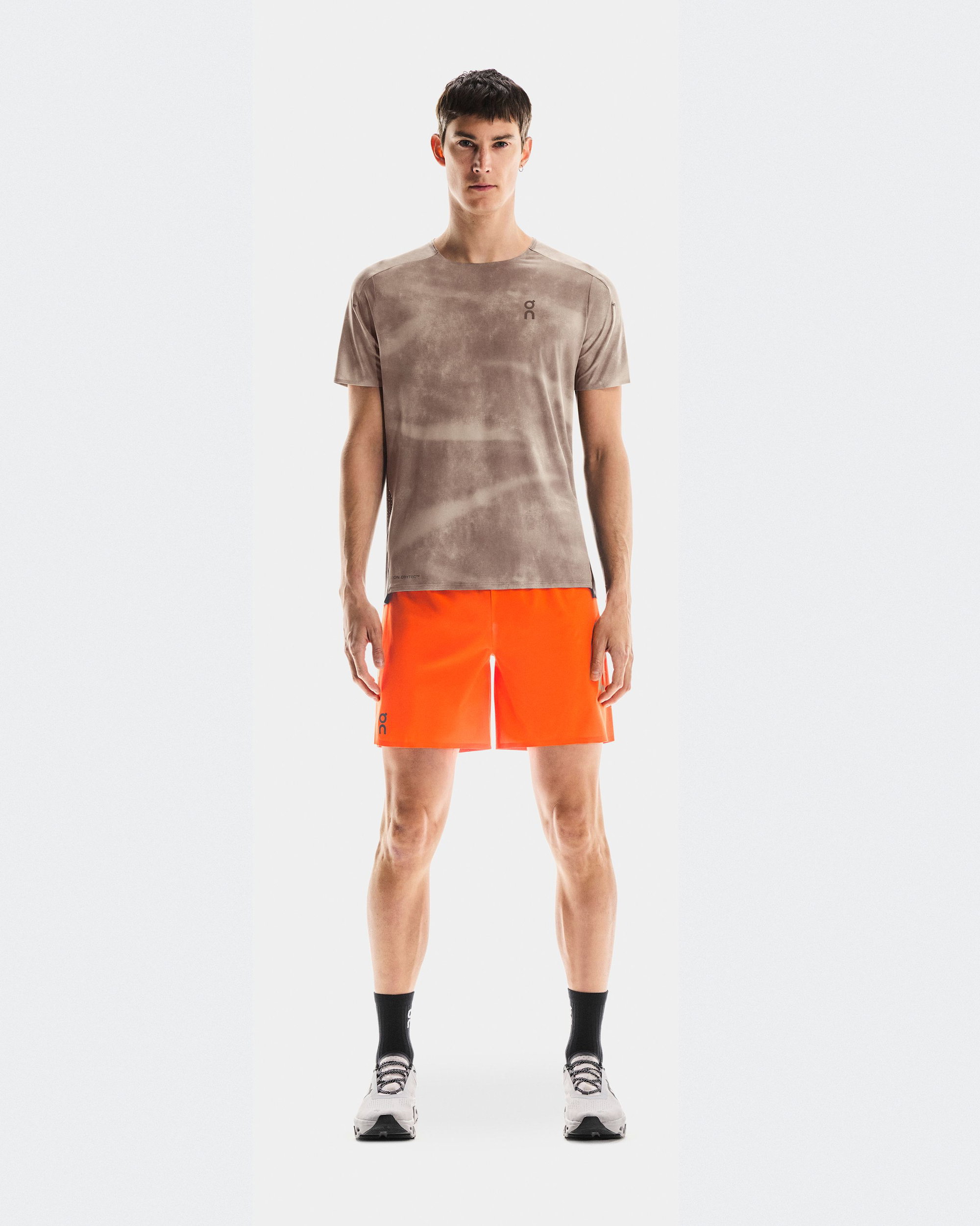 On On - pantaloni scurti - 7" Performance Shorts - Orange
