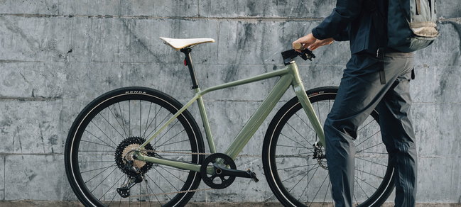 Orbea VIBE H10 MUD Night Black - măsura S - bicicletă electrică urbană