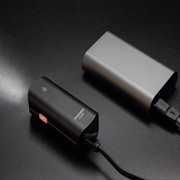 Far RAVEMEN LR1000 USB 1000 lumeni - Negru
