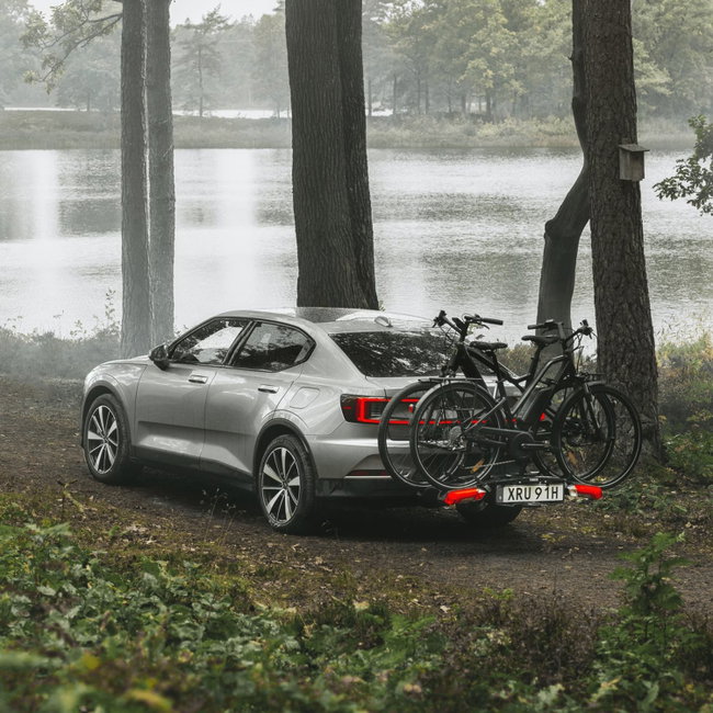 Thule Epos 3B - suport pentru 3 biciclete electrice cu montare pe carlig