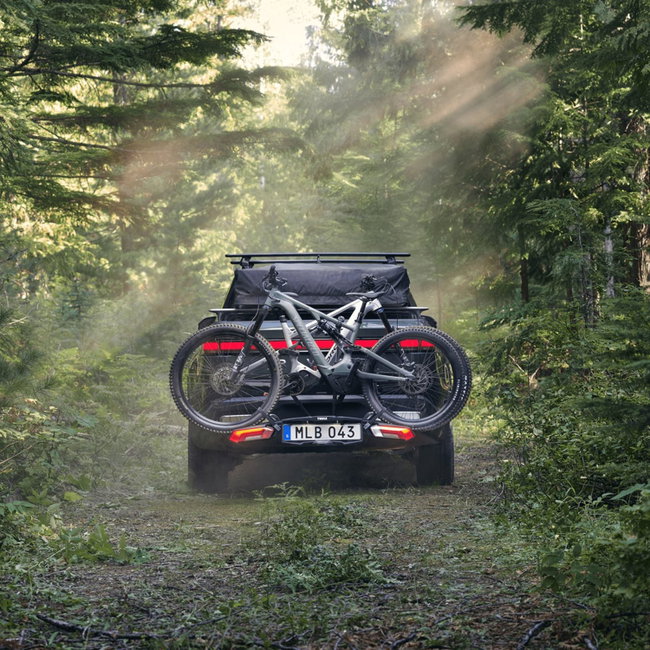 Thule Epos 3B - suport pentru 3 biciclete electrice cu montare pe carlig