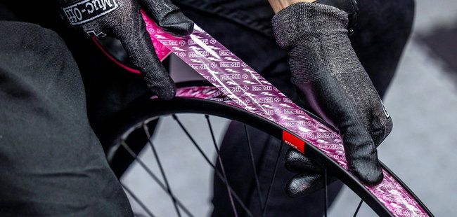 Muc-Off - kit Tubeless bicicleta Ultimate Road Gravel setup kit CX - 44mm