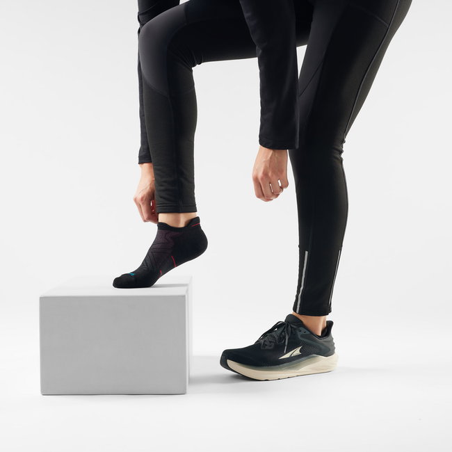 Șosete Merino alergare Smartwool Run - negru | Low Ankle | Targeted Cushion