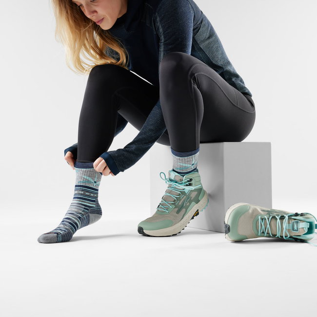 Șosete Merino hiking Smartwool Hike Dragon Stitch - bleumarin Deep Navy | Mid Crew | Targeted Cushion