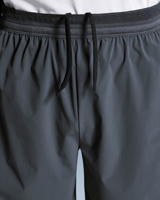 Pantaloni scurți On 7" Performance Shorts - Eclipse | stretch 4 direcții