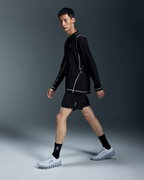 Pantaloni scurți On 5" Core Shorts - negru | stretch 4 direcții