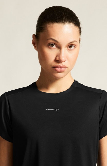 Tricou alergare Craft Hypervent Tee W - negru | ventilație perforată