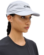Șapcă pliabilă alergare CEP Run | protecție UV și ventilație - light grey