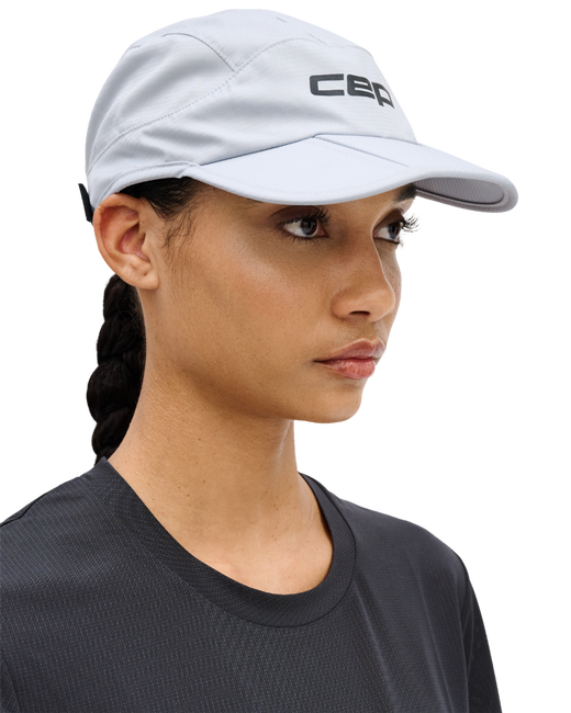 Șapcă pliabilă alergare CEP Run | protecție UV și ventilație - light grey