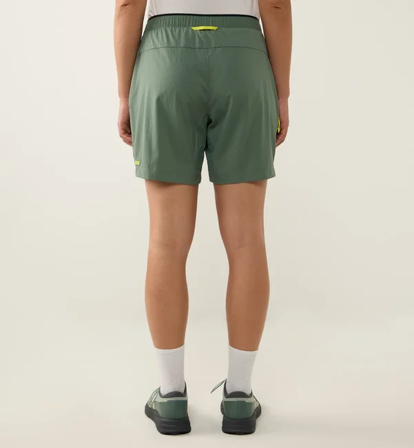Pantaloni scurți Haglöfs L.I.M Fuse II Shorts damă - verde