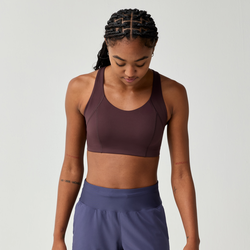Brooks Chaser Padded Bra W – Bustieră sport cu susținere medie, cu cupe - Maro
