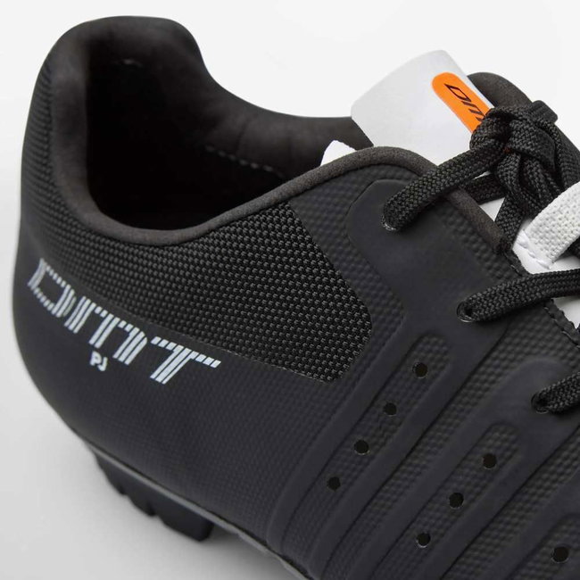 Pantofi ciclism MTB DMT KM4 PJ - negru/alb