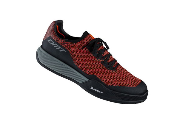 Pantofi ciclism MTB DMT FK10 - coral/negru
