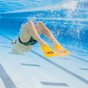 Finis Zoomers Gold labe scurte