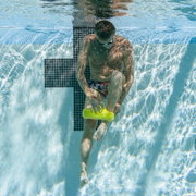 Finis - accesoriu inot (plutitor) pentru picioare Ankle Buoy - galben