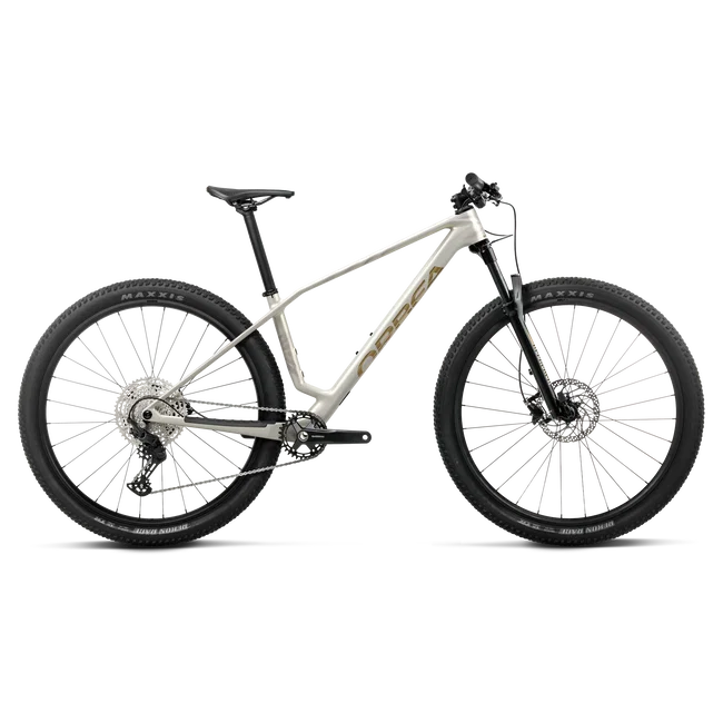 Orbea ALMA M50 (2027) - bicicletă MTB XC hardtail - Golden White - Titan Gold (Matt)