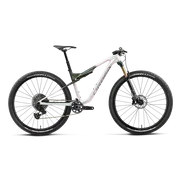 Orbea OIZ M-TEAM AXS (2027) - bicicletă MTB XC full suspension - Iris White - Seaweed Carbon View (Gloss)