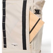 Haglöfs Tight Tote 25 – Geantă tote transformabilă 25 L - Bej Chalk Beige/True Black