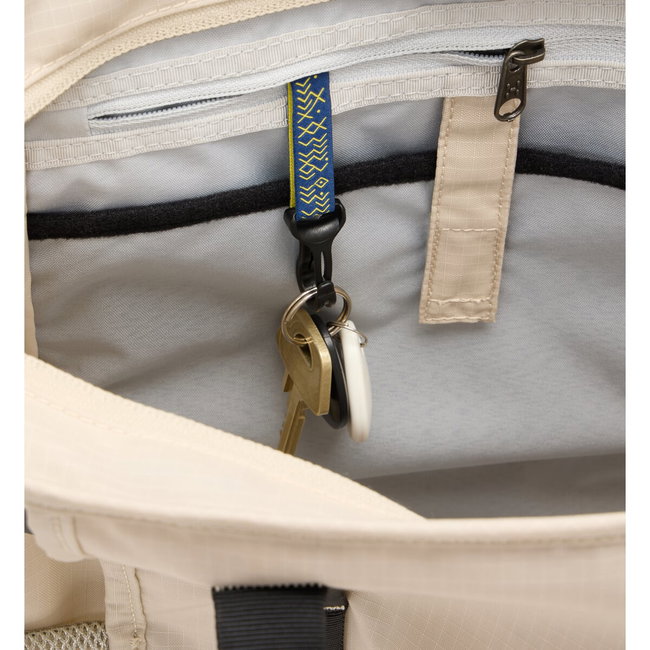 Haglöfs Tight Tote 25 – Geantă tote transformabilă 25 L - Bej Chalk Beige/True Black