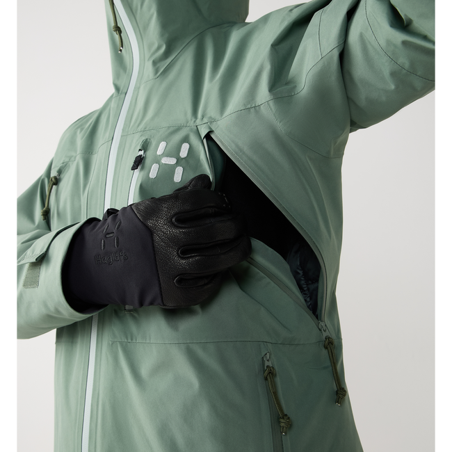 Haglöfs Latnja GTX Insulated Jacket W – Geacă de schi izolată GORE-TEX - verde Chlorophyll Green