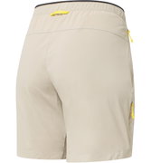 Pantaloni scurți Haglöfs L.I.M Fuse II Shorts damă - bej Chalk Beige