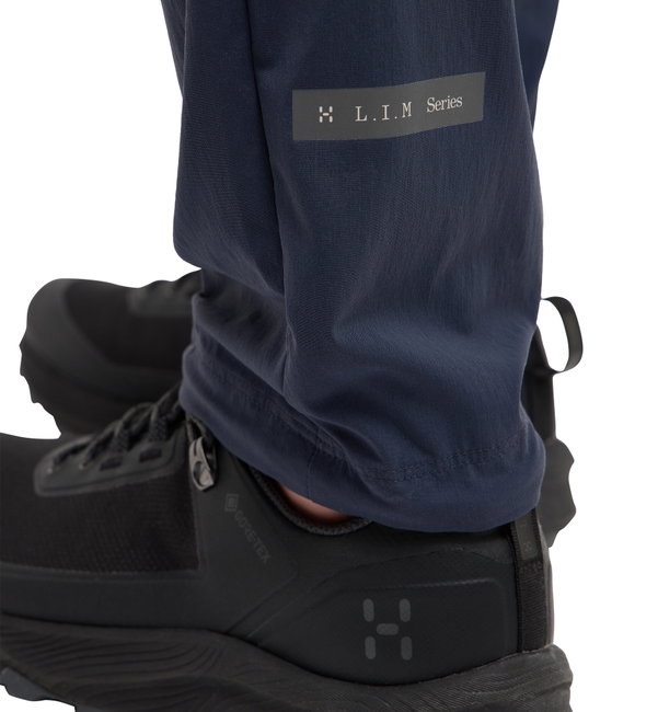 Pantaloni Haglöfs L.I.M Fuse II Pant bărbați - albastru închis Tarn Blue