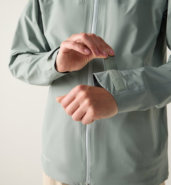 Jachetă impermeabilă Haglöfs L.I.M Airak GTX Jacket damă - verde Dew Green