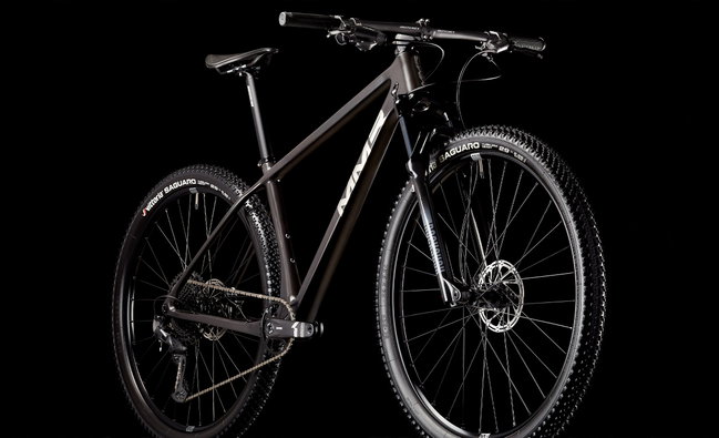 MMR RAKISH 30 (2025) - bicicletă MTB XC hardtail - Carbon / Chrome