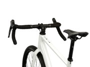 Bicicleta Gravel Kross Esker G100 28 inch alba / grafit Shimano Cues