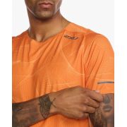 2XU - tricou tehnic pentru barbati Light Speed Tee - portocaliu Spiral negru reflectorizant